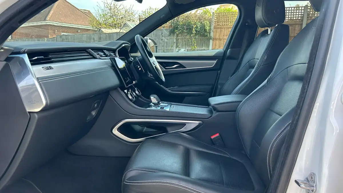 2021-jaguar-f-pace-20-p400e-s-big-2