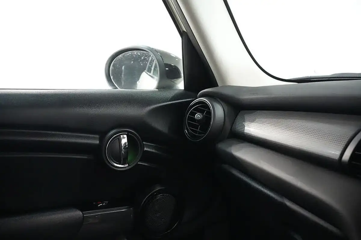 2020-mini-countryman-15-cooper-classic-auto-big-39