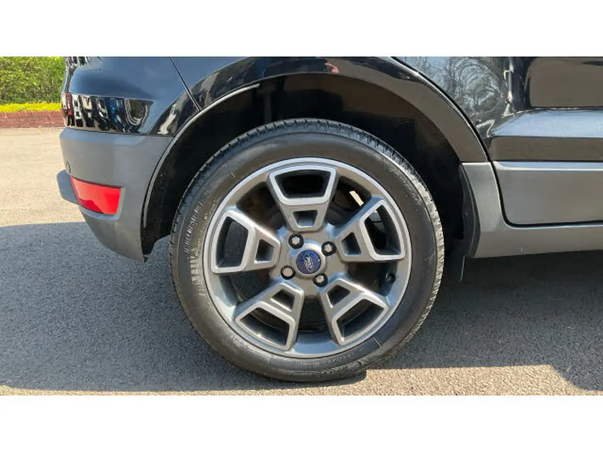 2017-ford-ecosport-10t-titanium-125ps-ss-big-22