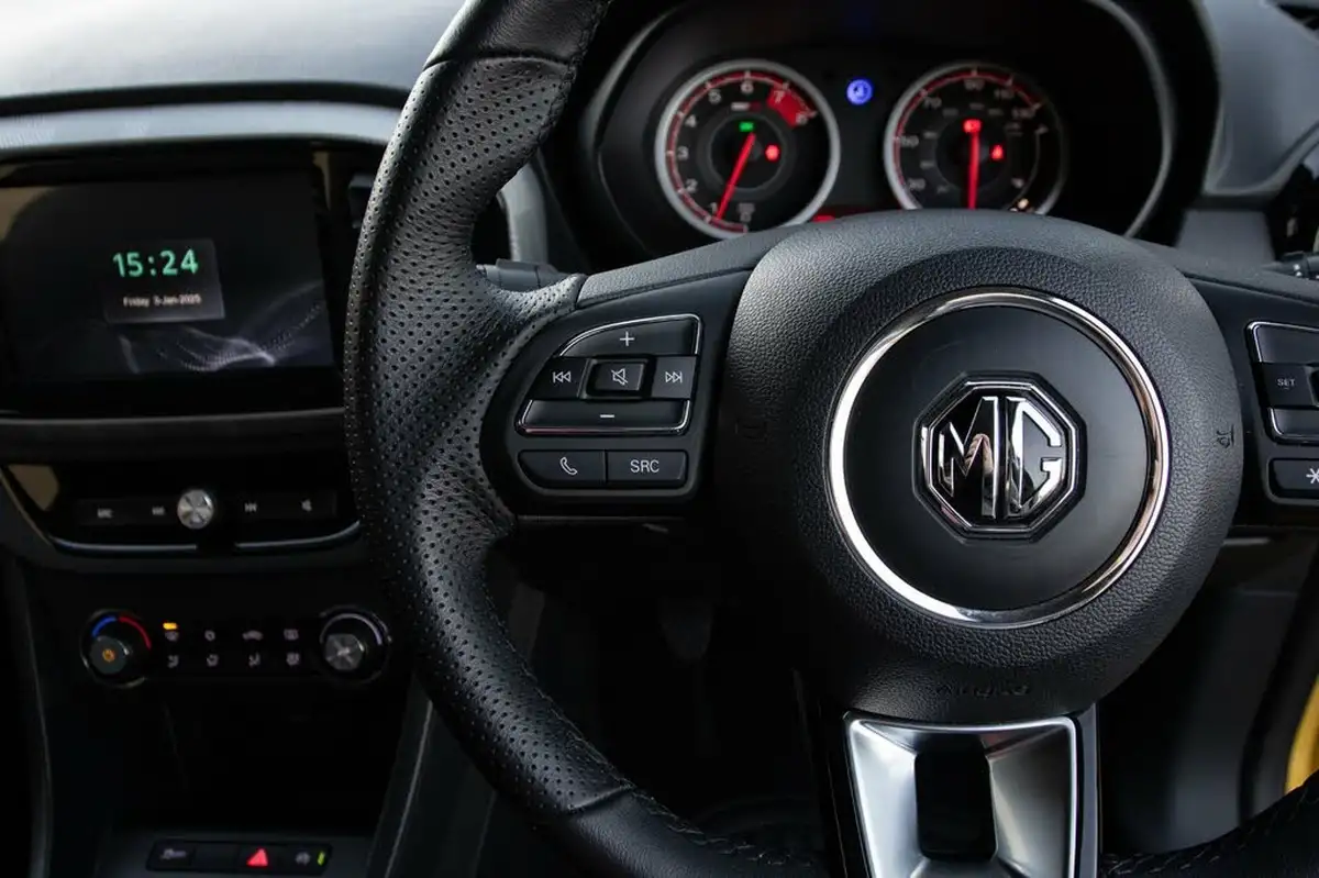 2022-mg-mg3-15-vti-tech-exclusive-nav-big-20