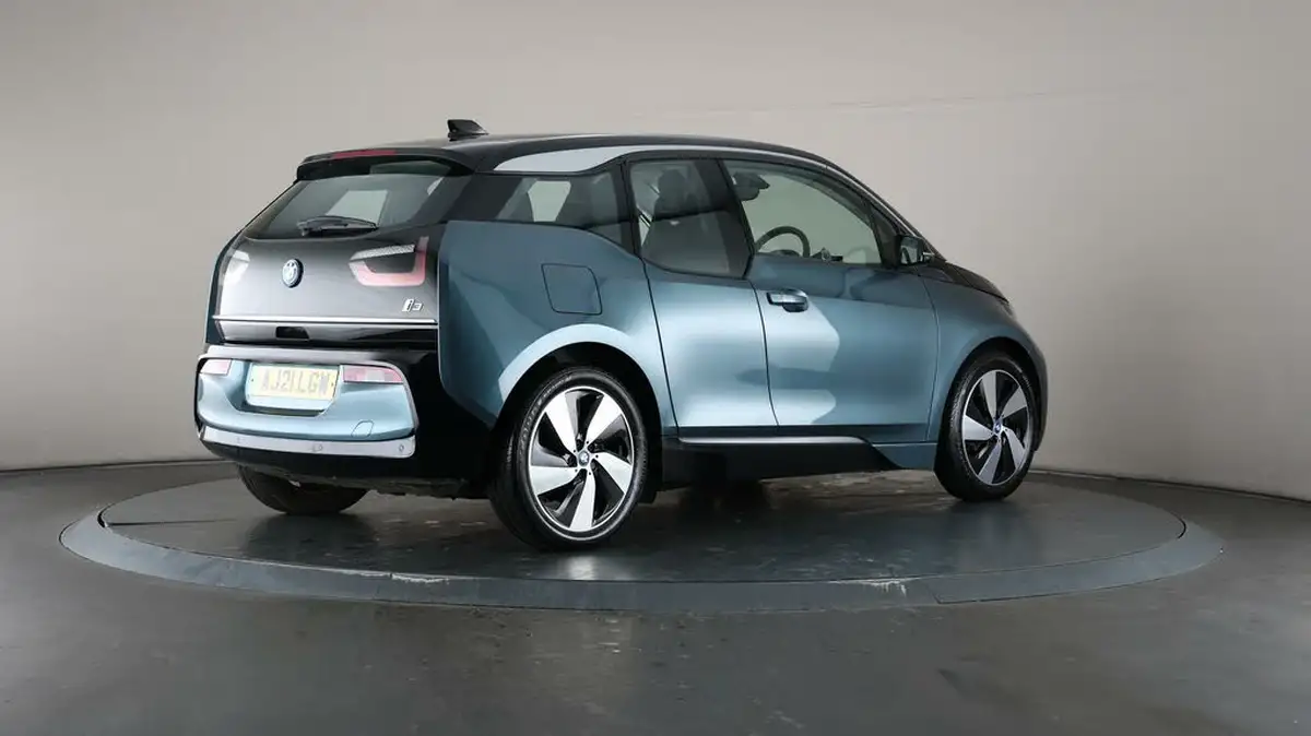 2021-bmw-i3-e-120-ah-big-7