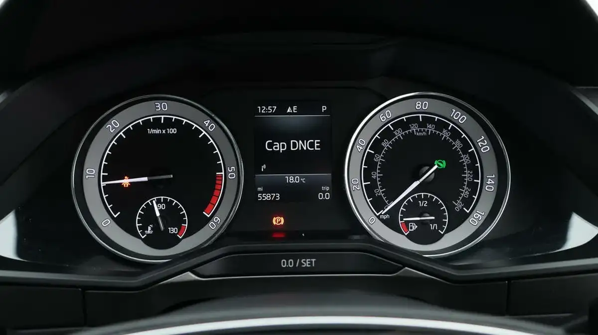 2021-skoda-superb-20tdi-se-l-150ps-estate-dsg-big-10