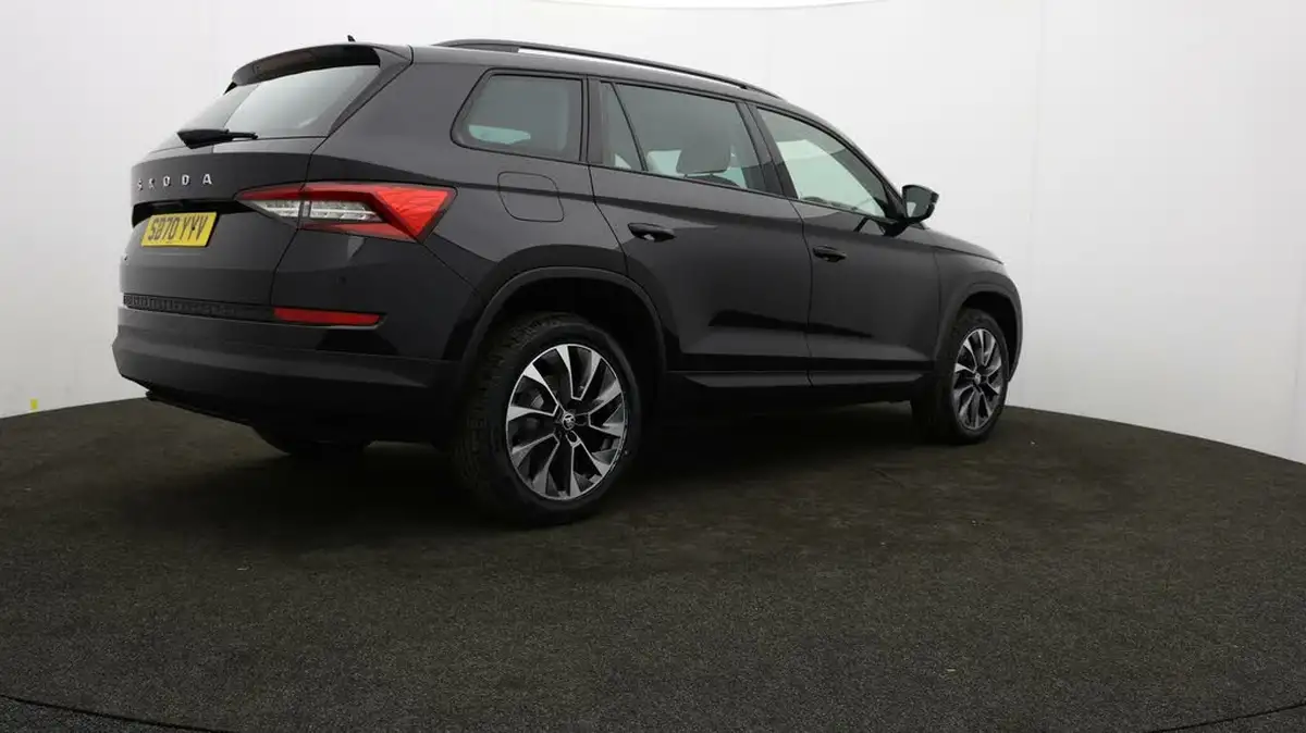 2020-skoda-kodiaq-15-tsi-se-drive-big-25