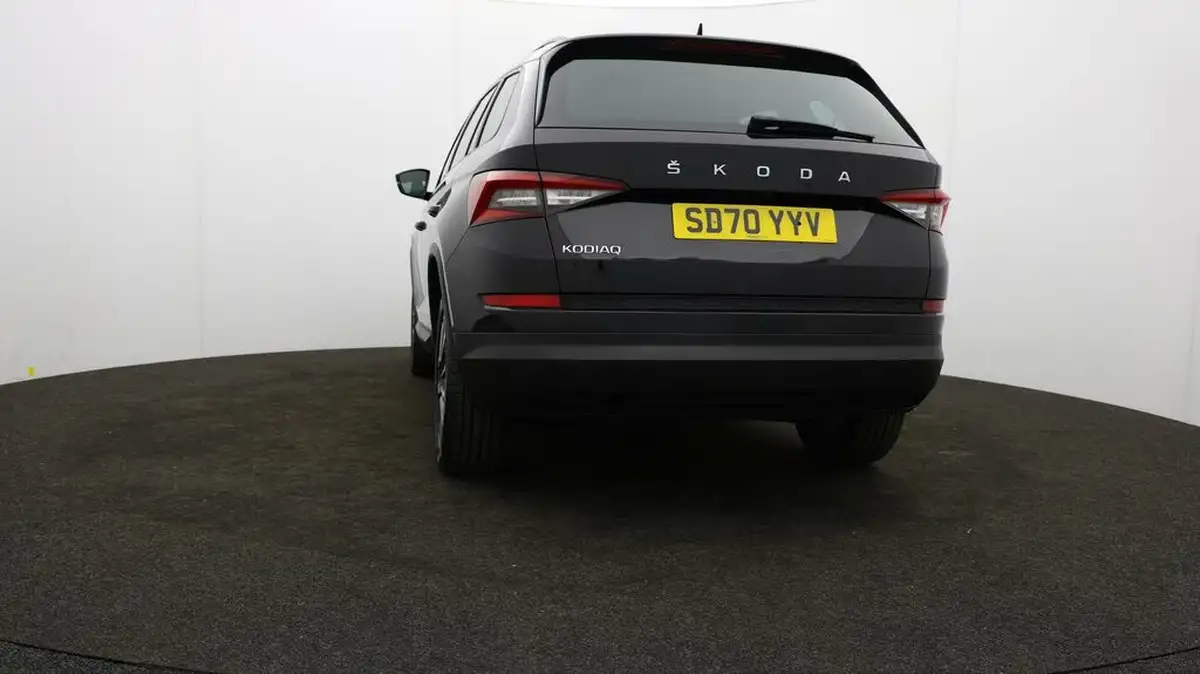 2020-skoda-kodiaq-15-tsi-se-drive-big-73