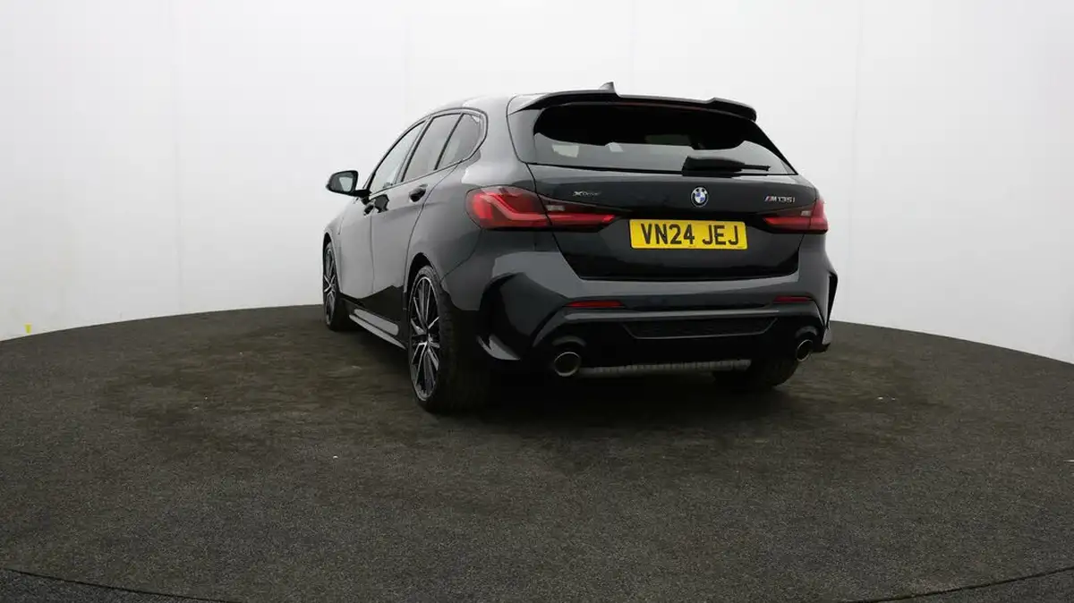 2024-bmw-1-series-20-m135i-xdrive-big-72