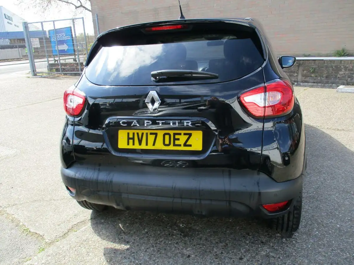 2017-renault-captur-12-tce-dynamique-s-nav-big-3