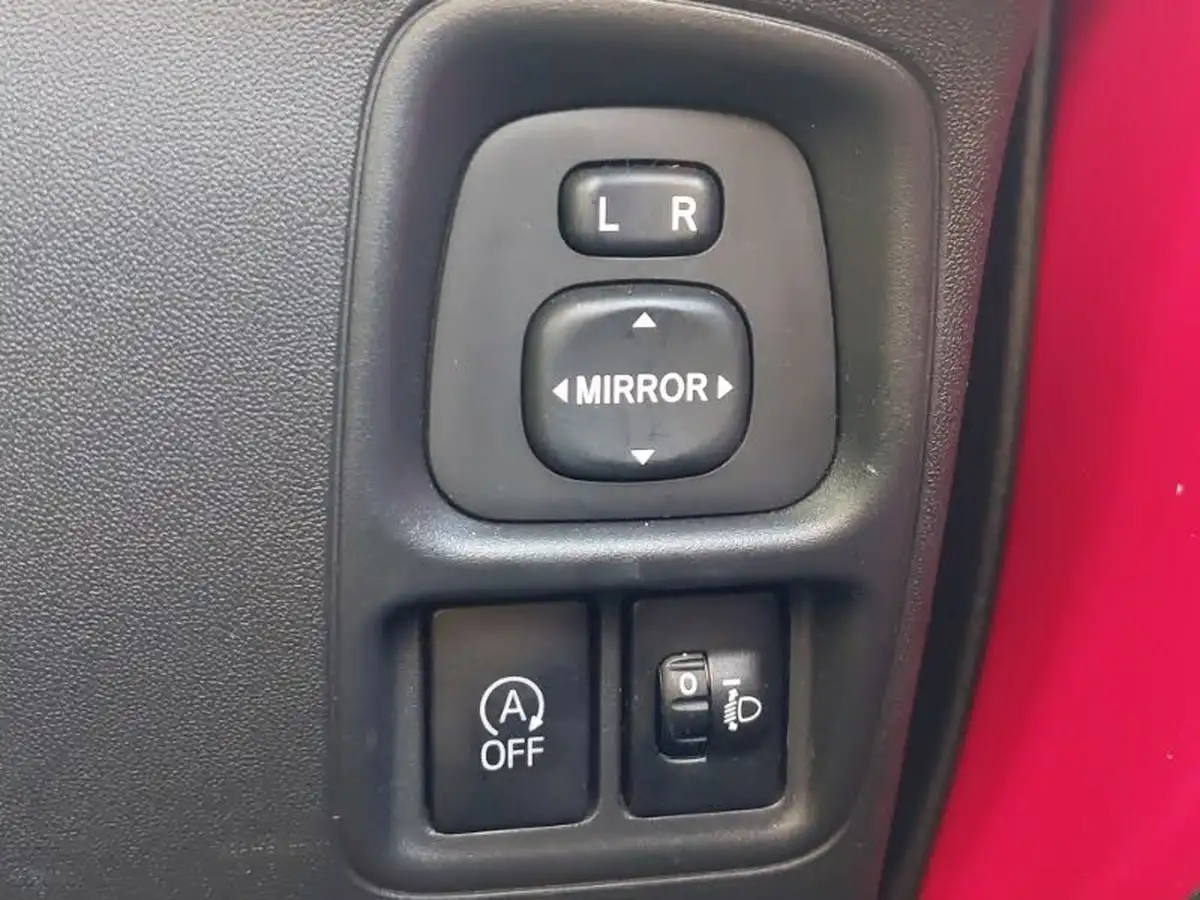 2021-citroen-c1-10-vti-urban-ride-big-15