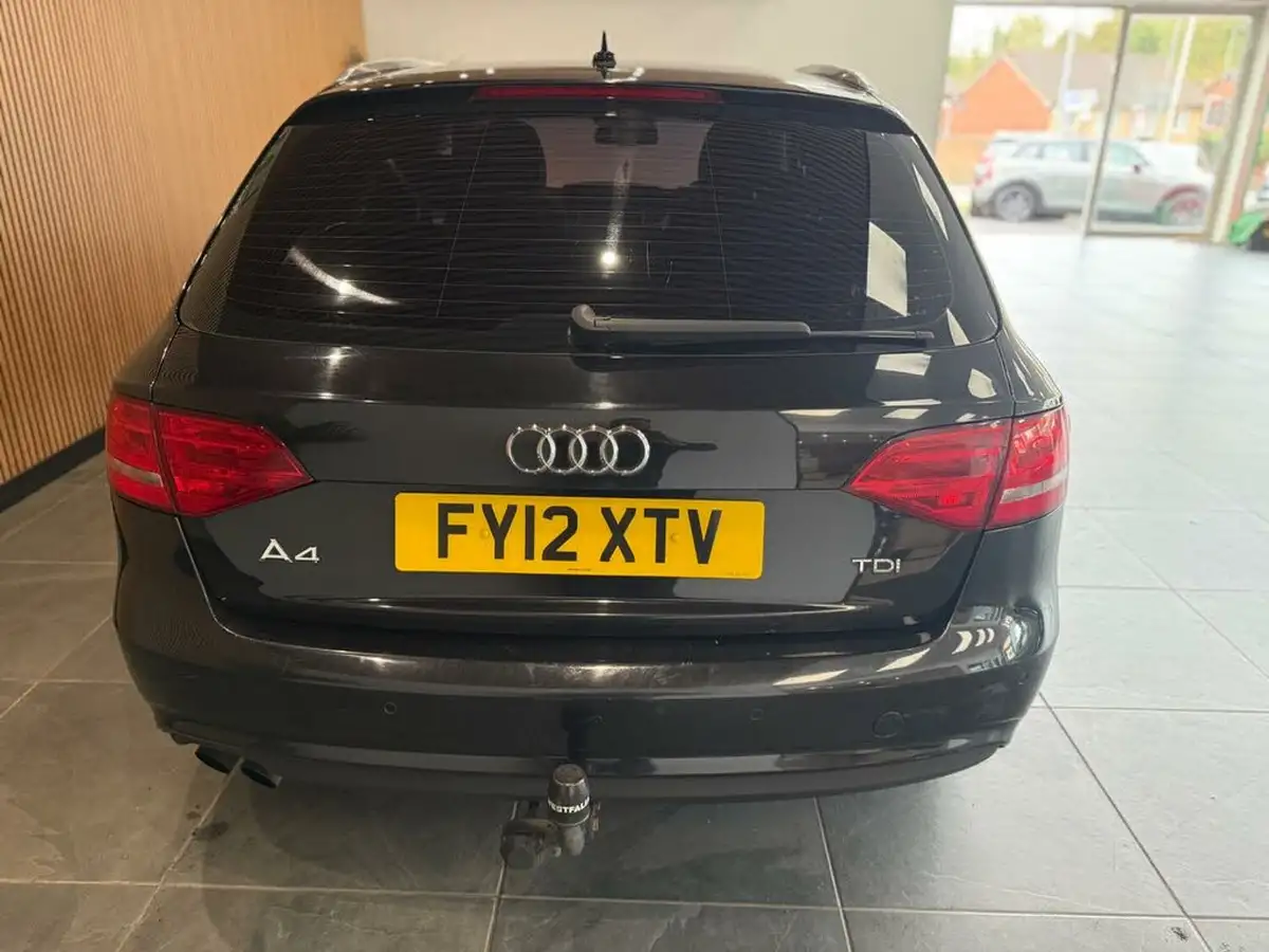 2012-audi-a4-avant-20td-se-143ps-multitronic-big-8