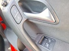2015-volkswagen-polo-10-se-60ps-3d-small-13