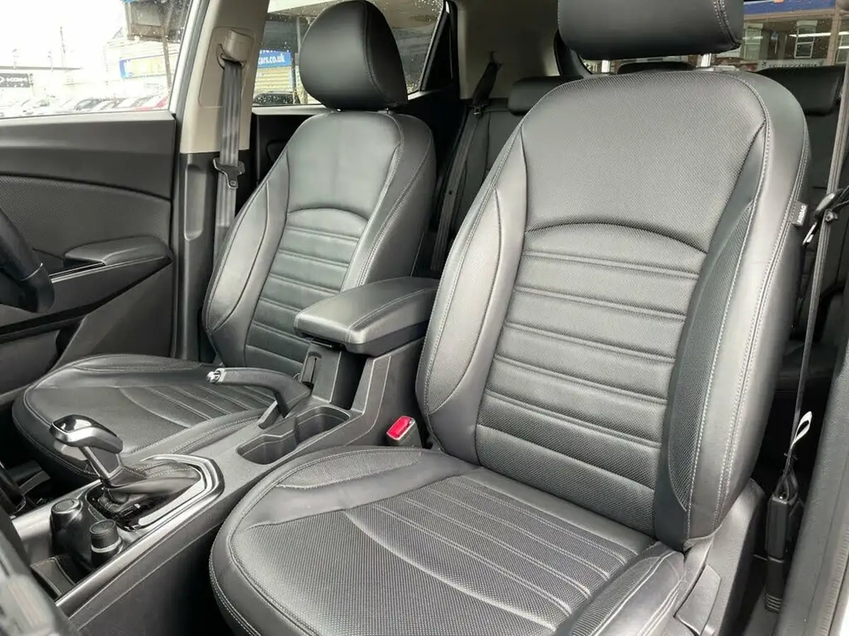 2021-kgm-ssangyong-tivoli-15-ultimate-auto-big-10
