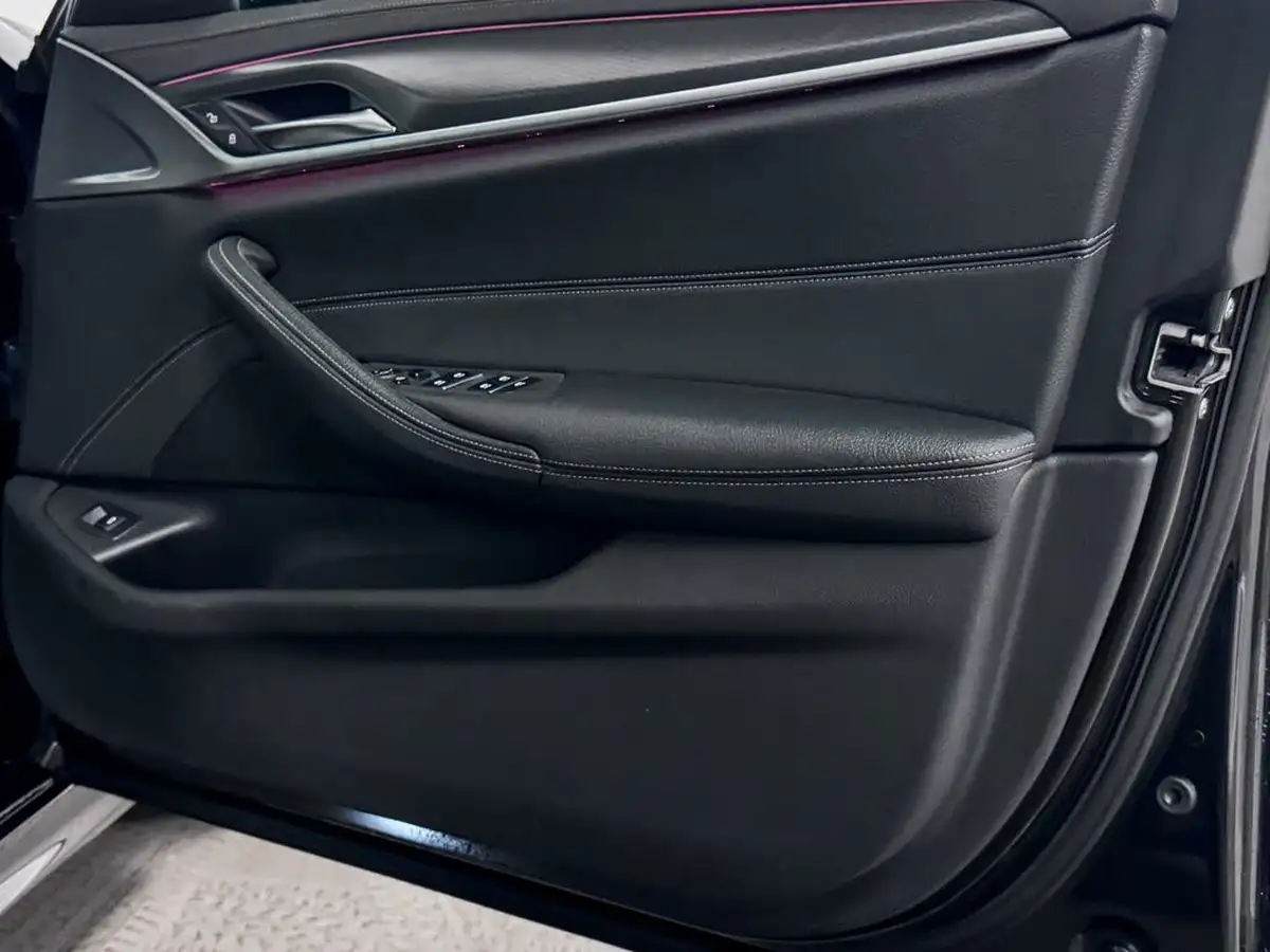 2022-bmw-5-series-20-520i-m-sport-mht-touring-5d-big-15