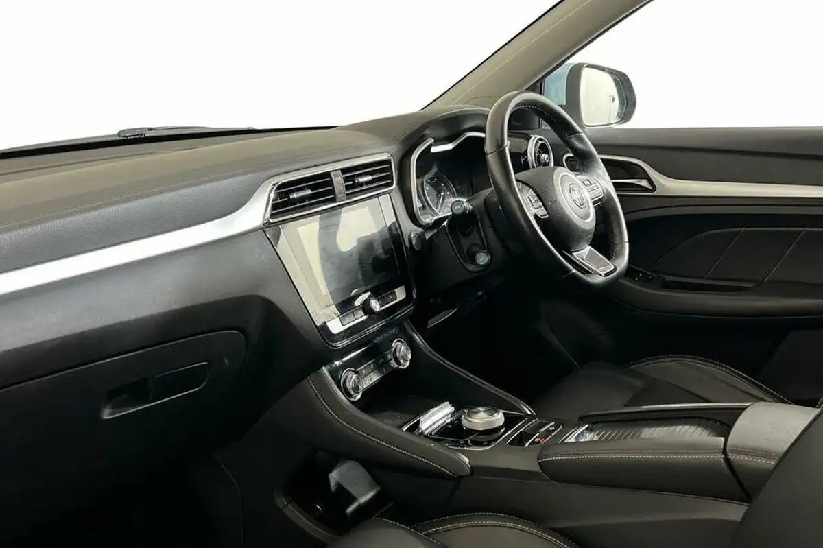 2020-mg-zs-suv-e-exclusive-ev-big-7