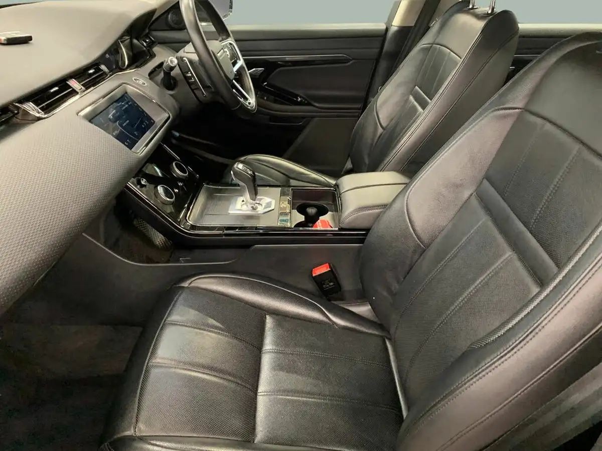 2021-land-rover-range-rover-evoque-15-p300e-r-dynamic-s-big-3