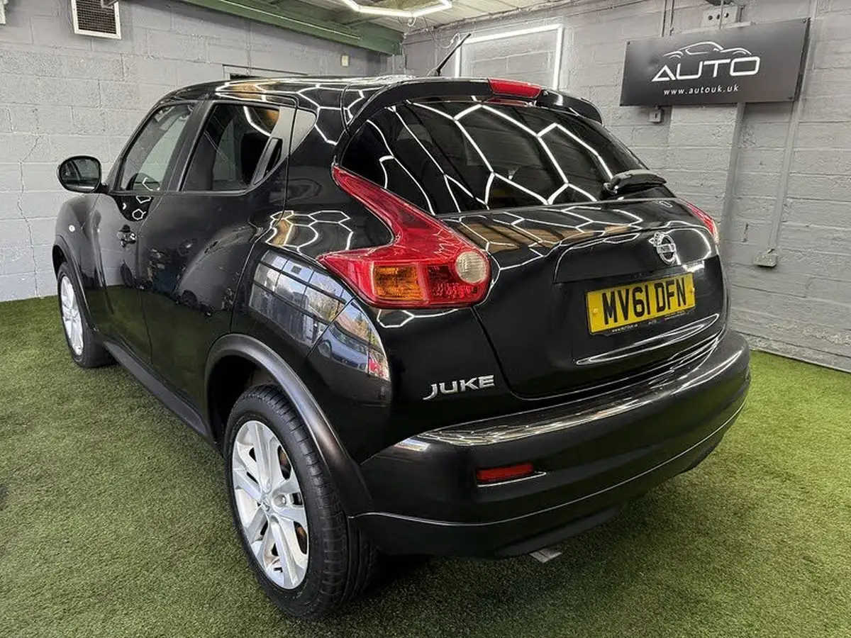 2011-nissan-juke-16-acenta-premium-16v-1598cc-big-10