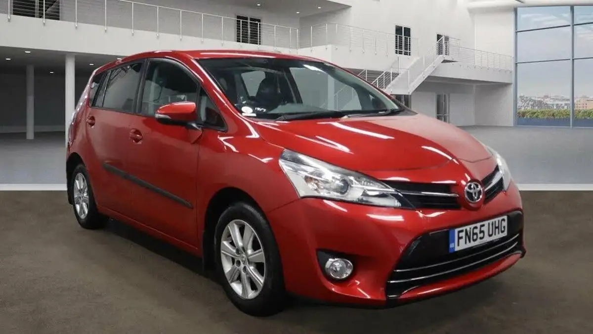 2015-toyota-verso-18-v-matic-icon-big-4