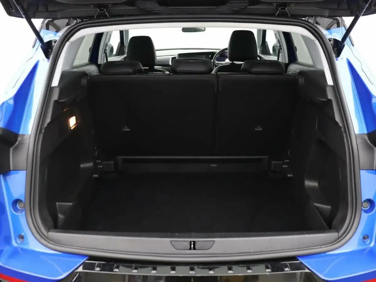 2023-vauxhall-grandland-12-gs-130ps-big-17