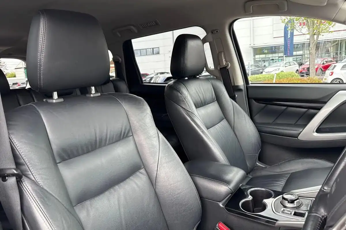 2021-mitsubishi-shogun-sport-24di-d-3-big-19