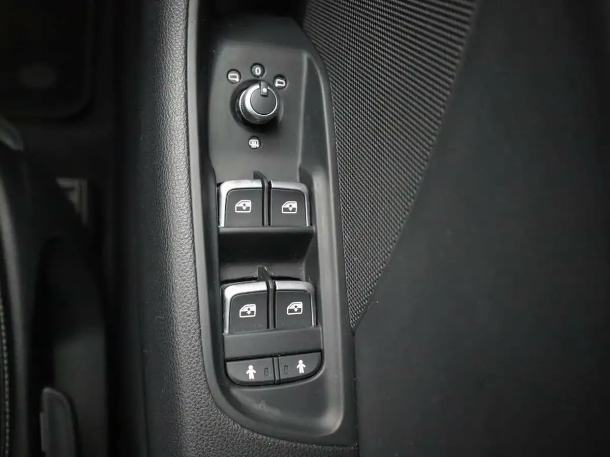 2018-audi-a3-16-30-tdi-s-line-saloon-4d-big-26