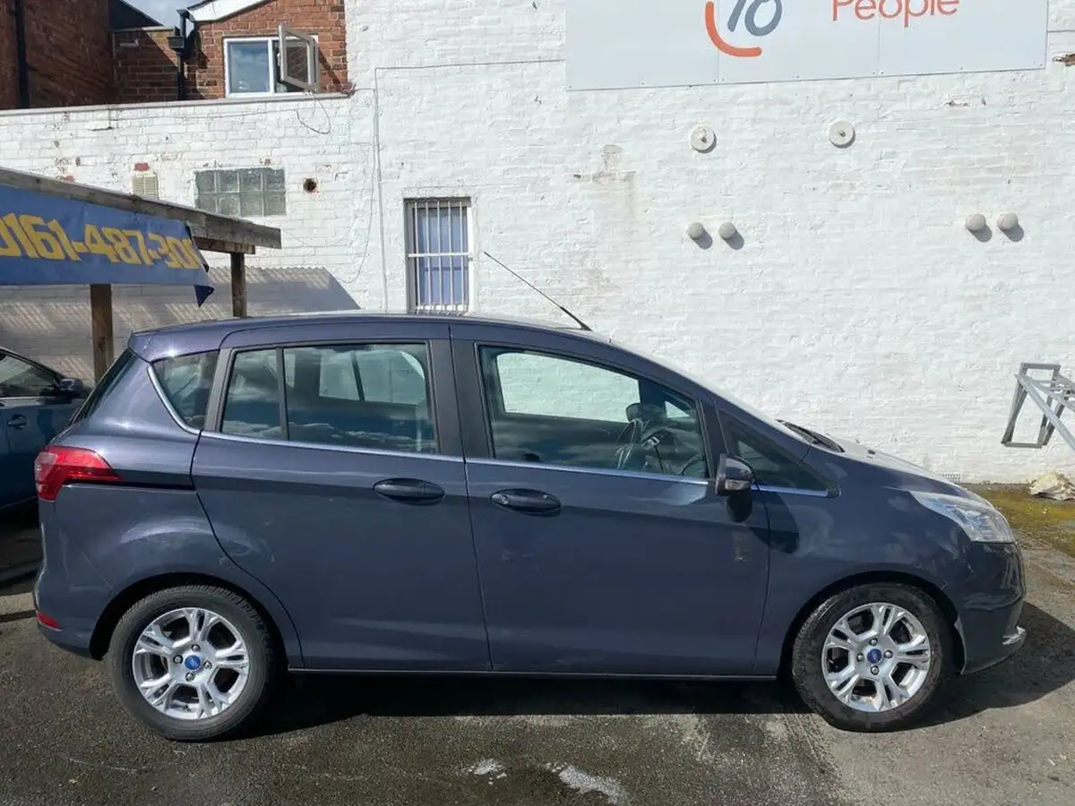 2013-ford-b-max-16-zetec-big-12