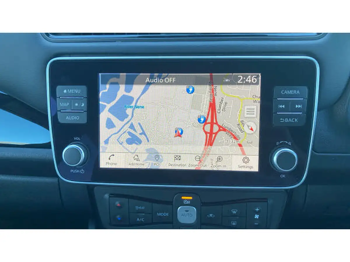2023-nissan-leaf-e-tekna-39kwh-big-46
