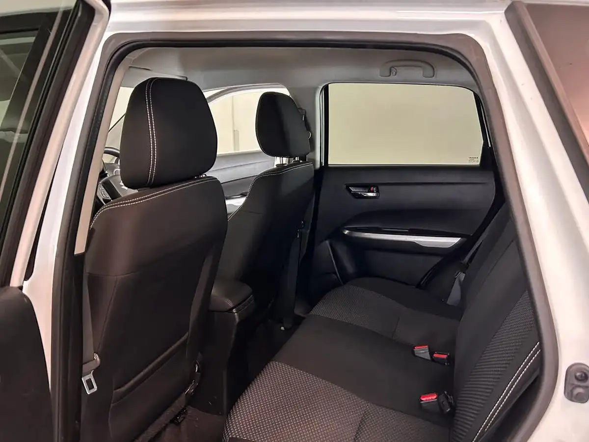 2018-suzuki-vitara-10-boosterjet-sz-t-allgrip-big-28