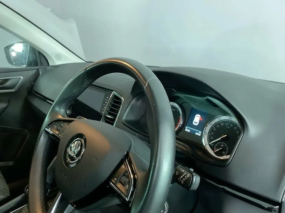 2020-skoda-karoq-15-tsi-se-l-dsg-big-15