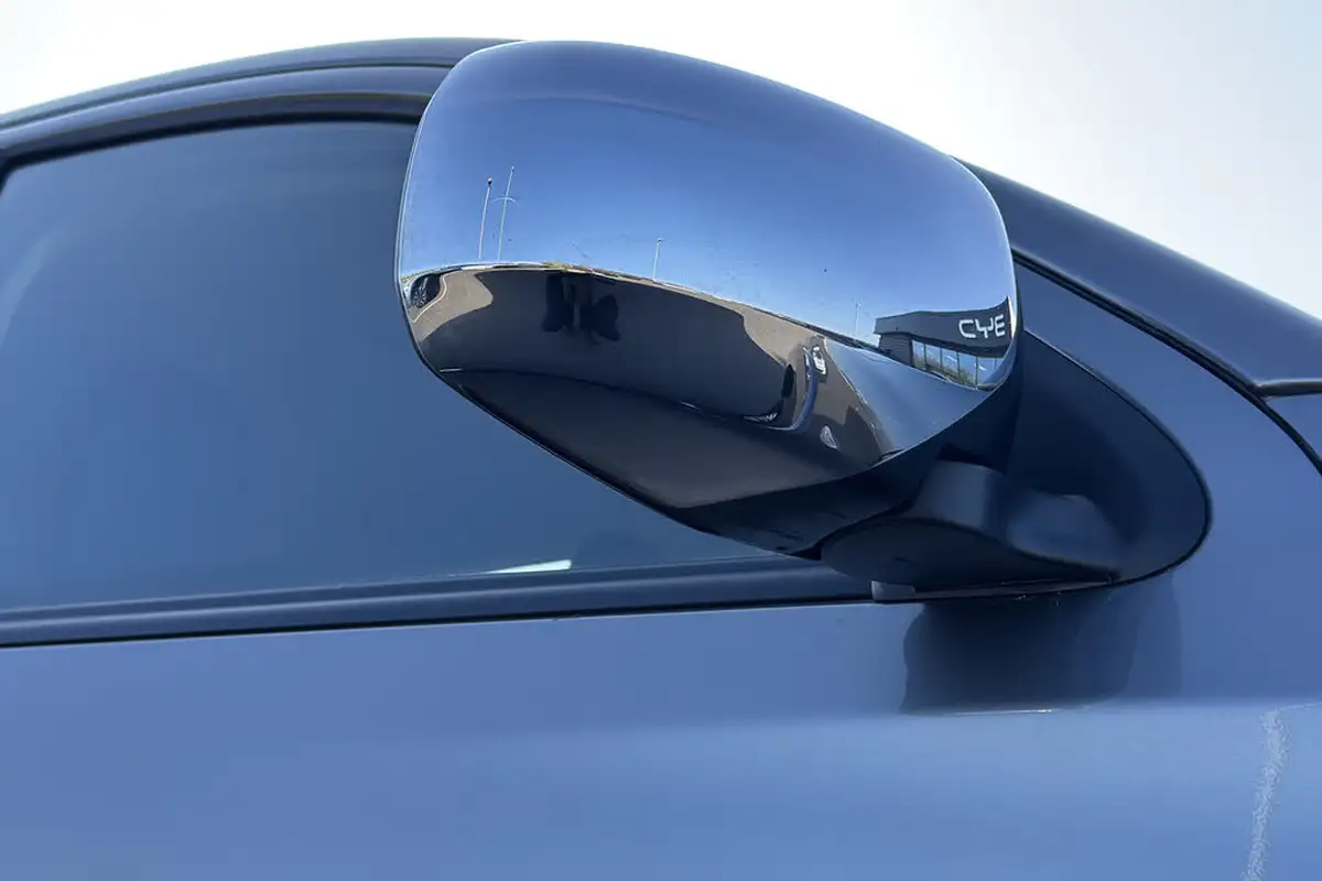 2015-mitsubishi-l200-24di-d-titan-big-36