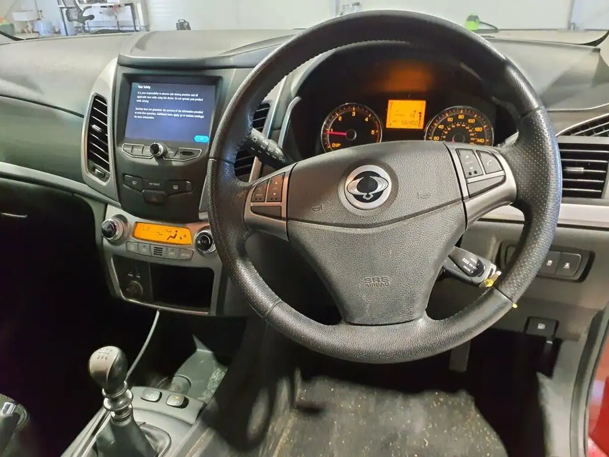 2015-kgm-ssangyong-korando-22td-elx-big-8