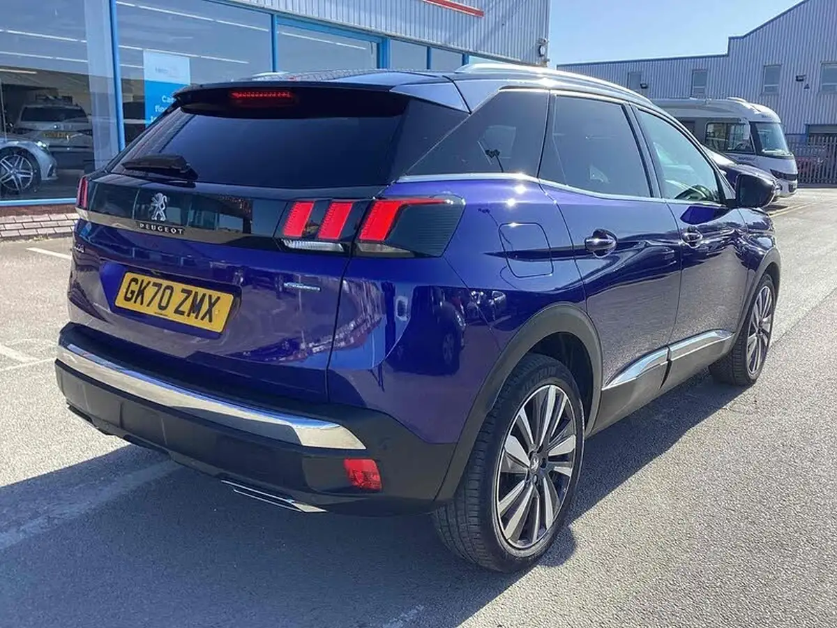 2020-peugeot-3008-suv-12-puretech-gt-line-eat8-big-4