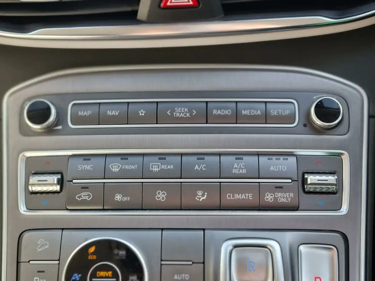 2021-hyundai-santa-fe-16-t-gdi-ultimate-230ps-4wd-hev-big-29