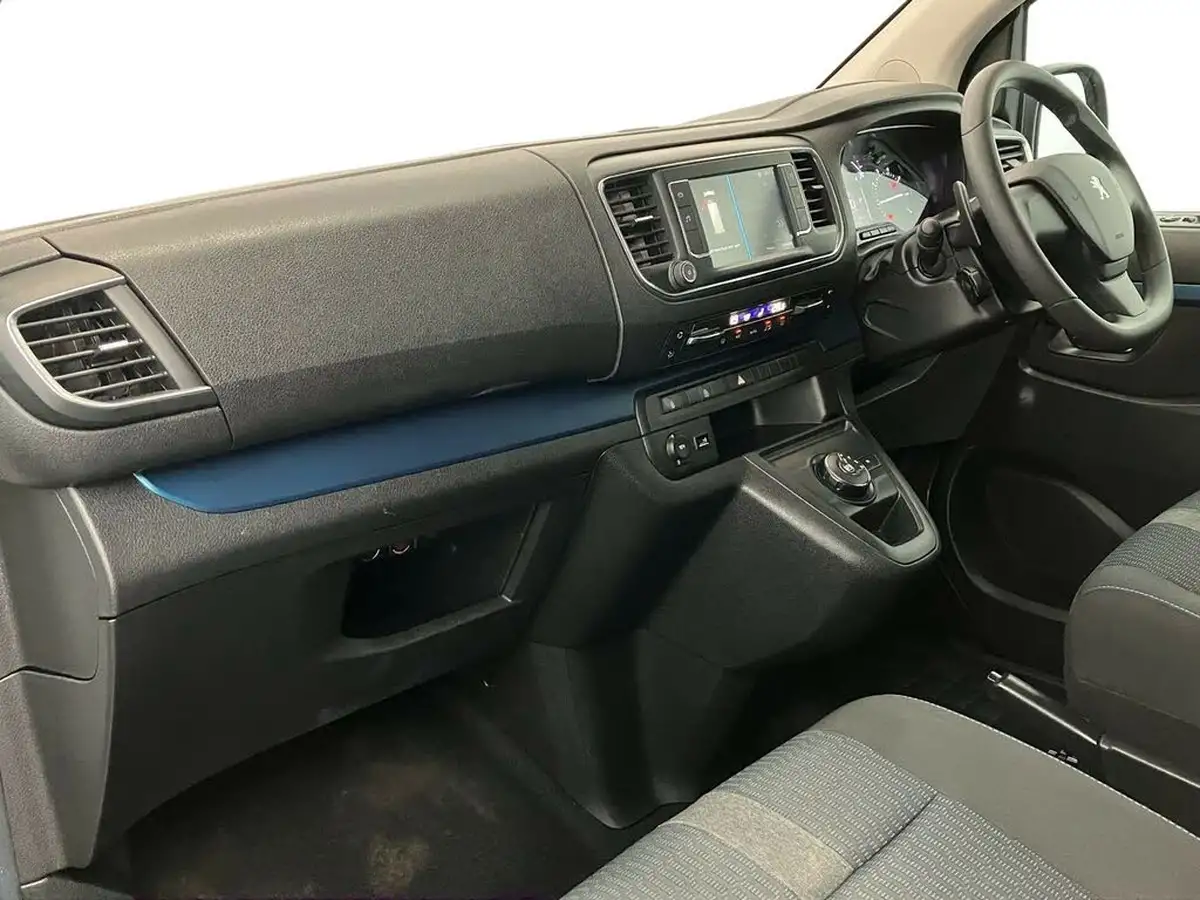 2020-peugeot-traveller-20-bluehdi-active-180ps-standardss-eat8-big-8
