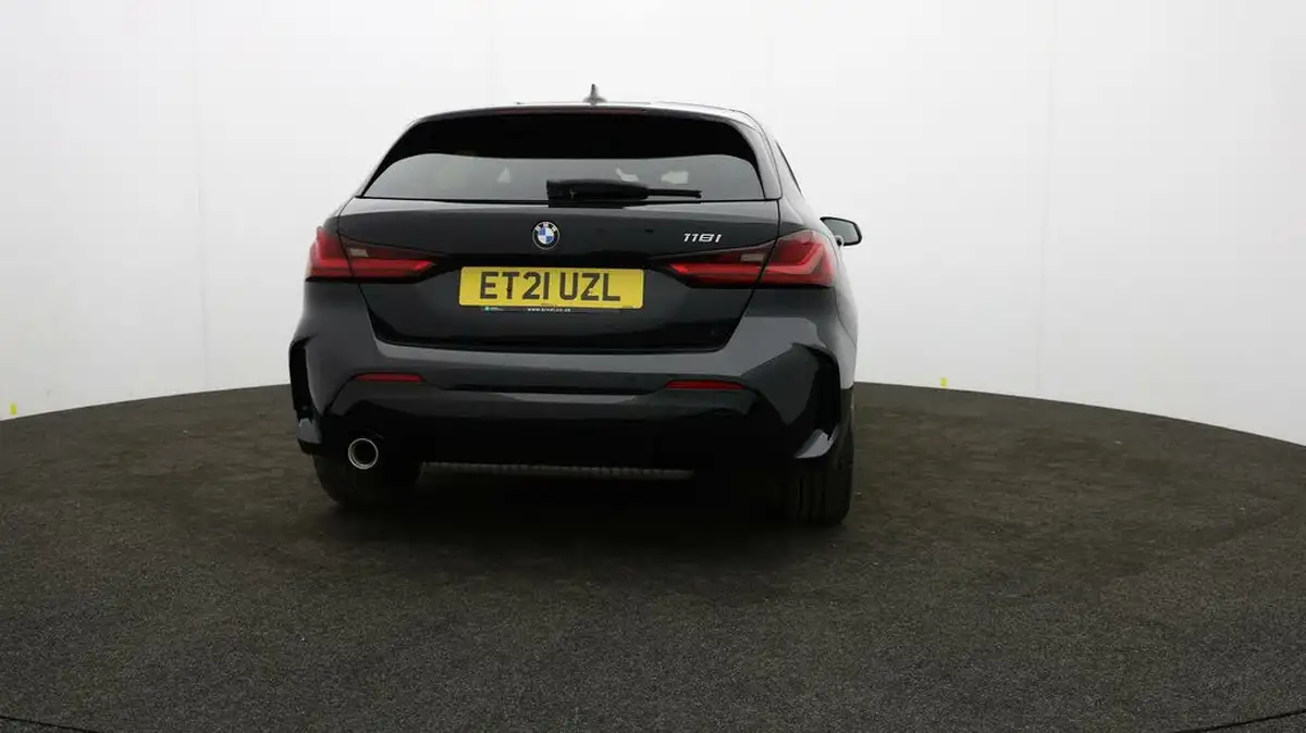 2021-bmw-1-series-15-118i-m-sport-lcp-dct-big-73