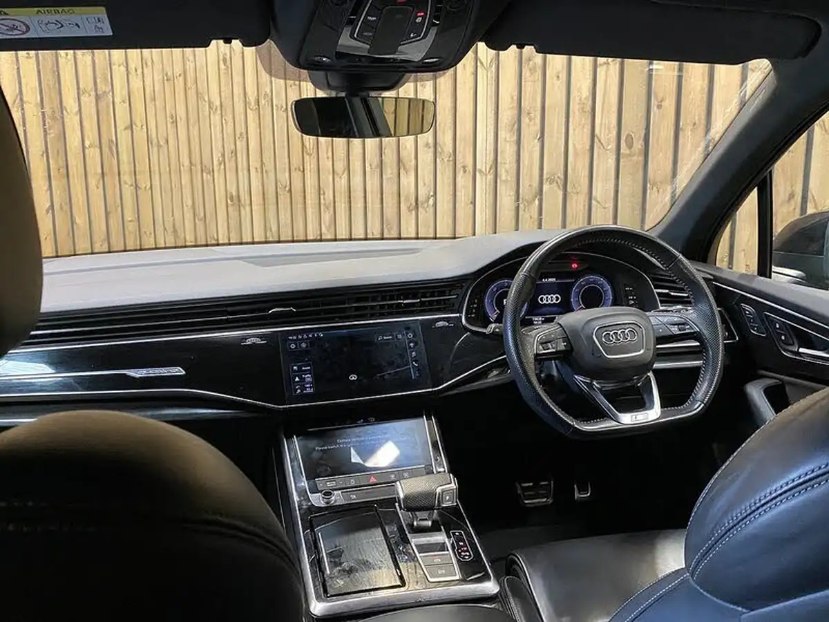 2020-audi-q7-30-50-tdi-black-edition-big-2