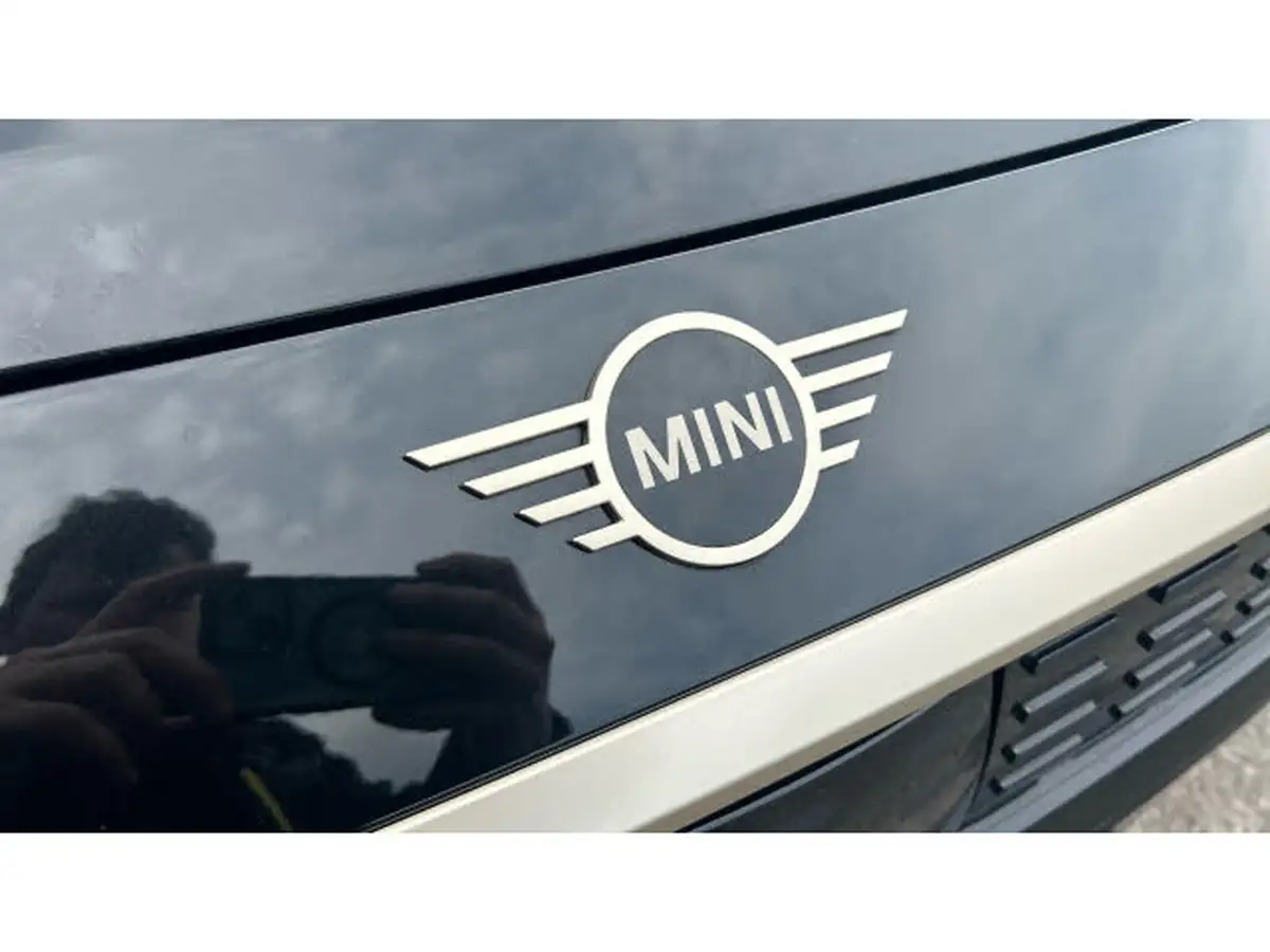 2024-mini-countryman-e-cooper-e-exclusive-big-36