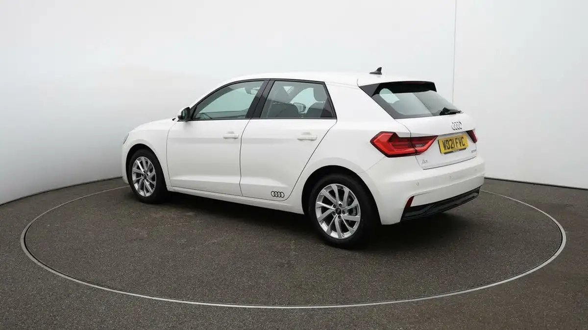 2021-audi-a1-10-30-tfsi-sport-110ps-big-5