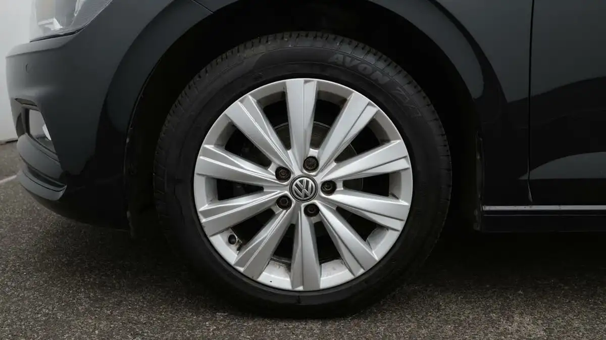 2020-volkswagen-polo-10-tsi-match-big-18