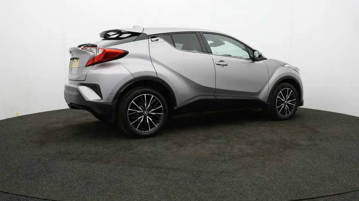 2017-toyota-c-hr-12-excel-big-26