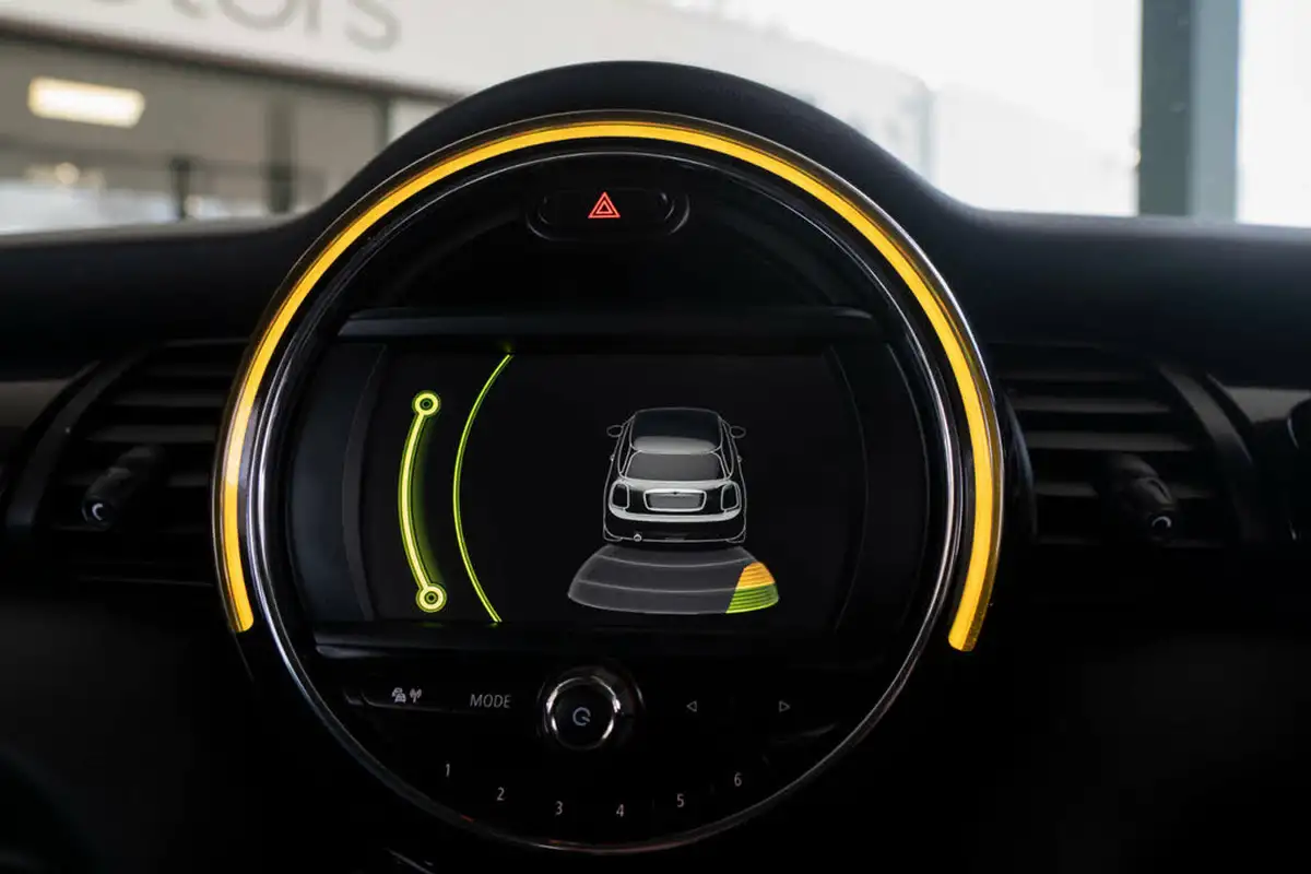 2016-mini-cooper-15-cooper-ss-hatchback-3d-auto-big-23