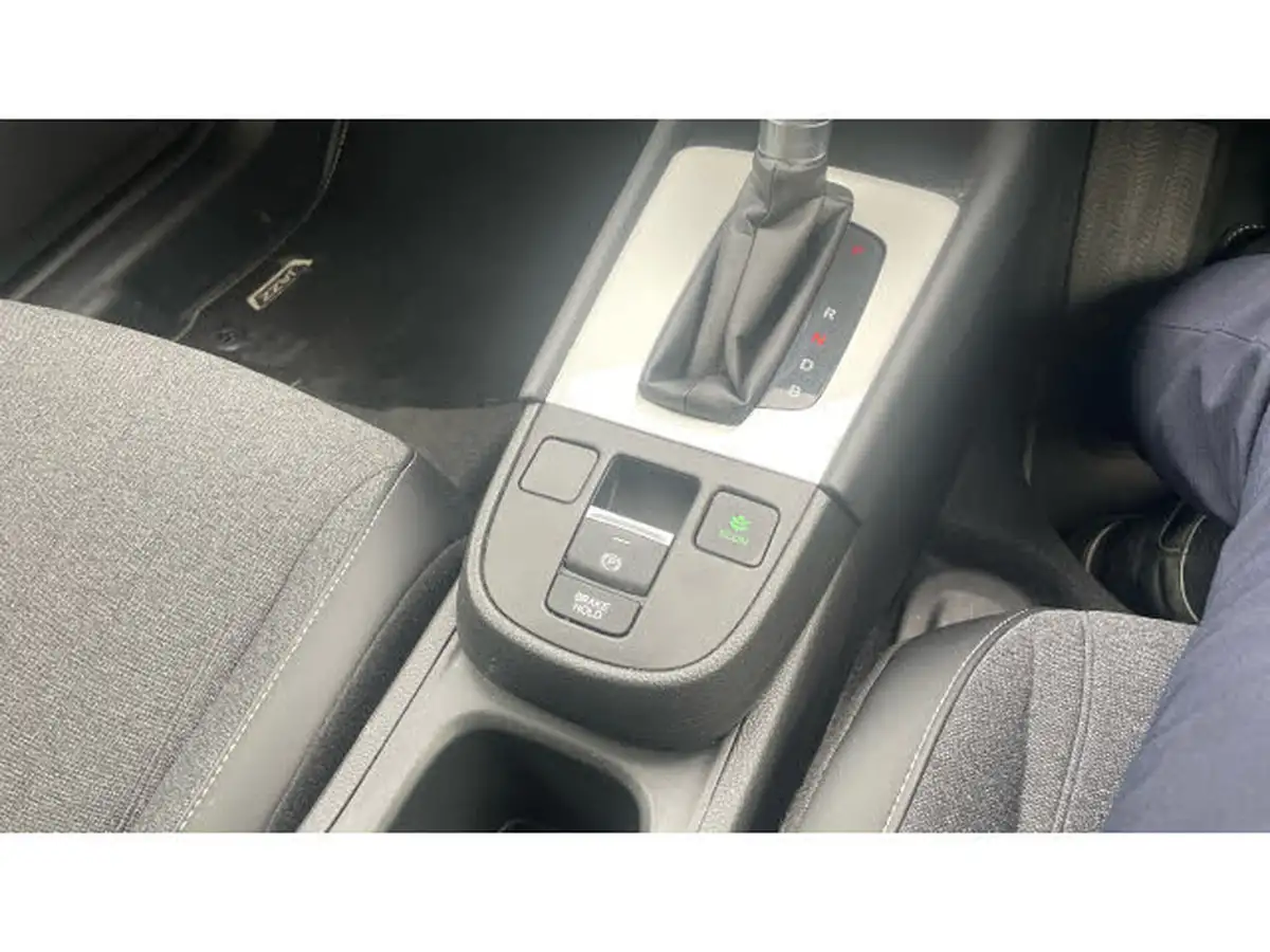 2024-honda-jazz-15-i-mmd-advance-big-37