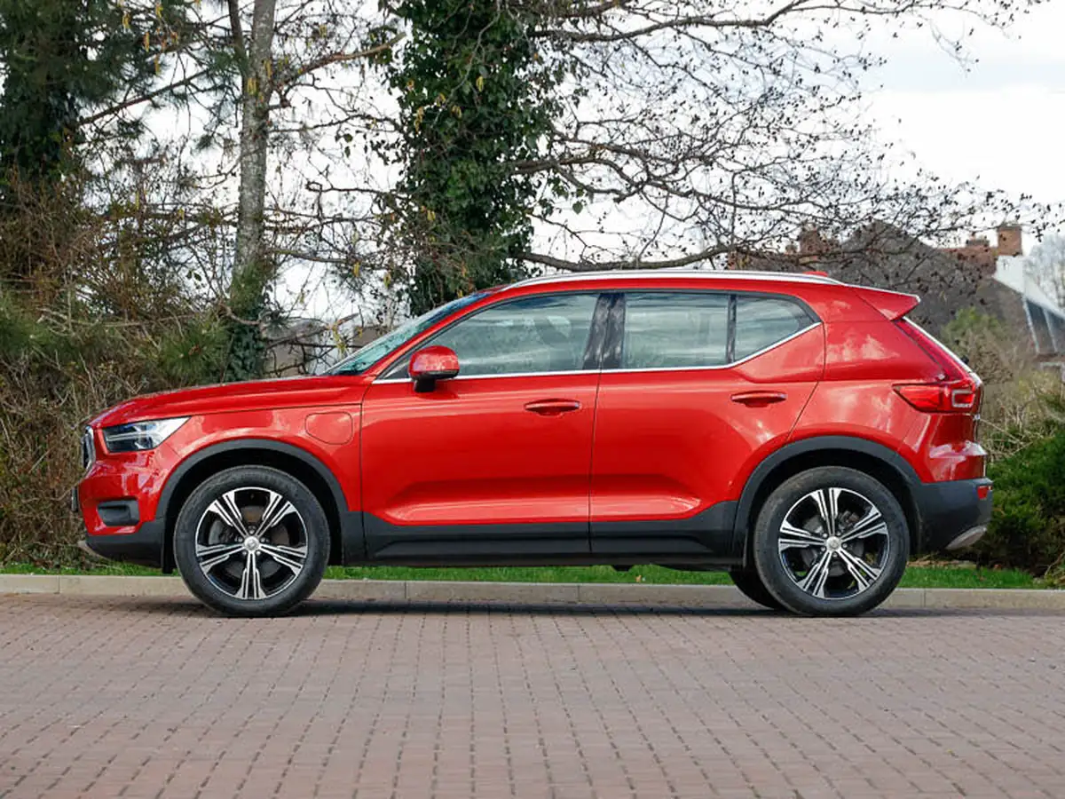 2021-volvo-xc40-15-t5-inscription-262bhp-big-3