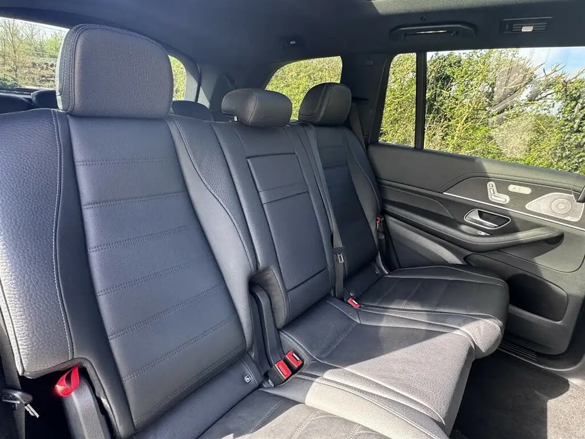 2020-mercedes-benz-gls-class-29d-gls400d-amg-line-premium-plus-big-13