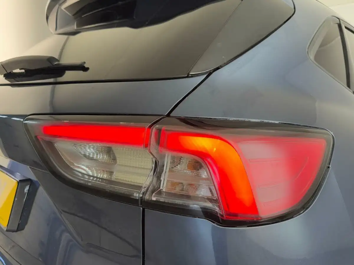 2021-ford-kuga-20-st-line-x-edition-190ps-awd-auto-big-32