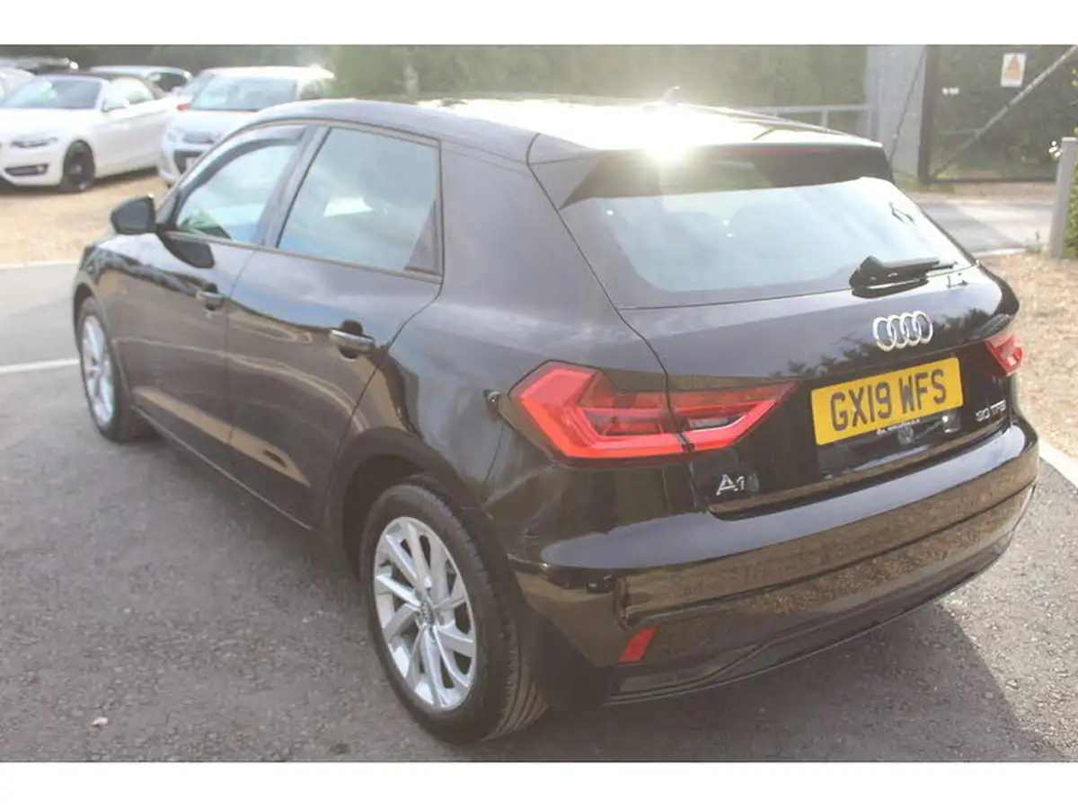 2019-audi-a1-10-30-tfsi-sport-ss-big-5