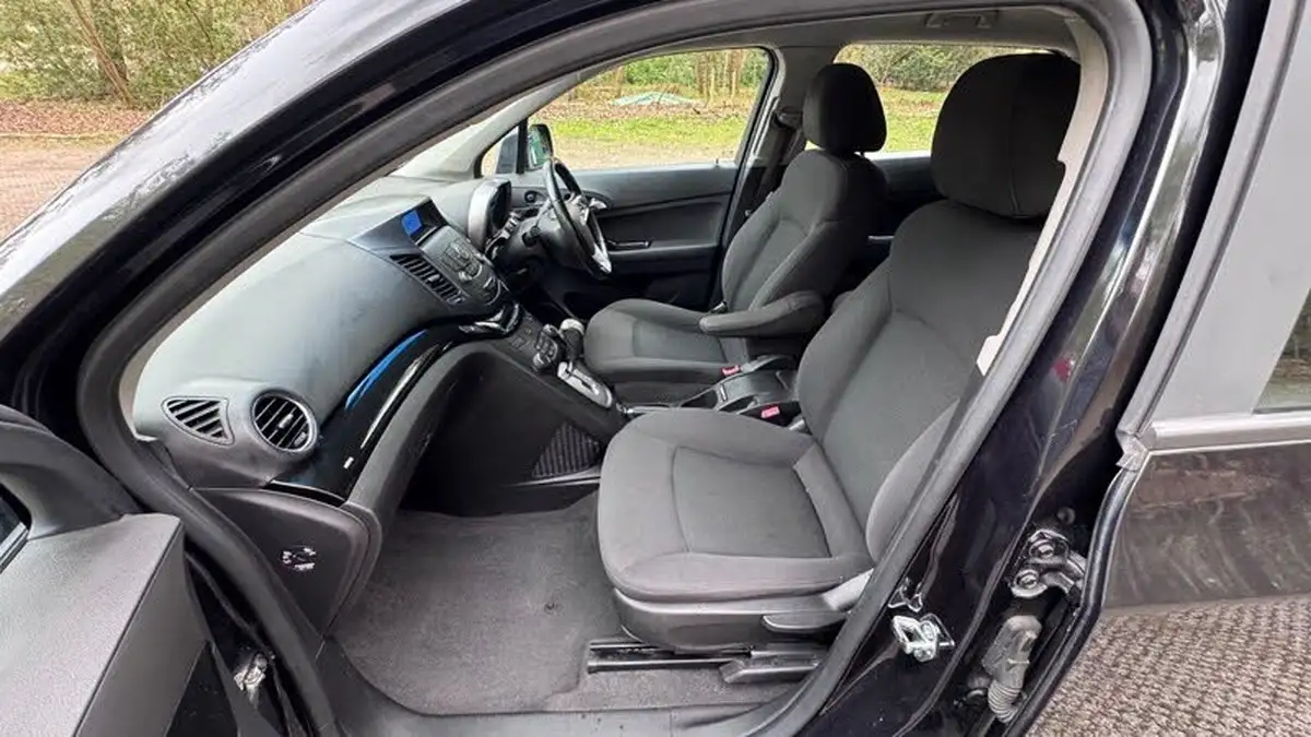 2011-chevrolet-orlando-20td-lt-163ps-auto-big-25