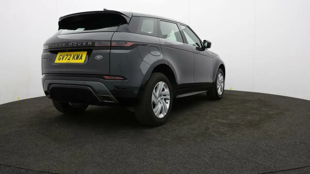 2022-land-rover-range-rover-evoque-15-p300e-r-dynamic-s-big-5
