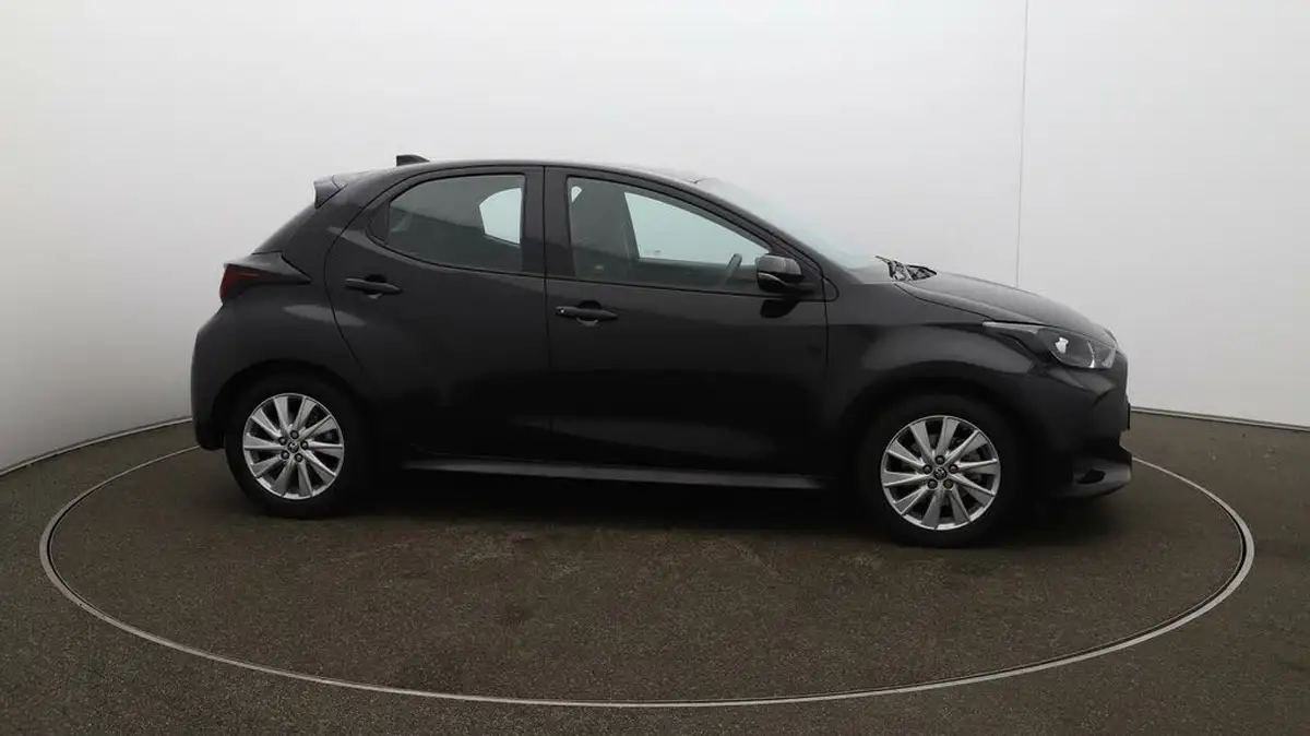 2022-toyota-yaris-15-vvt-i-icon-big-39