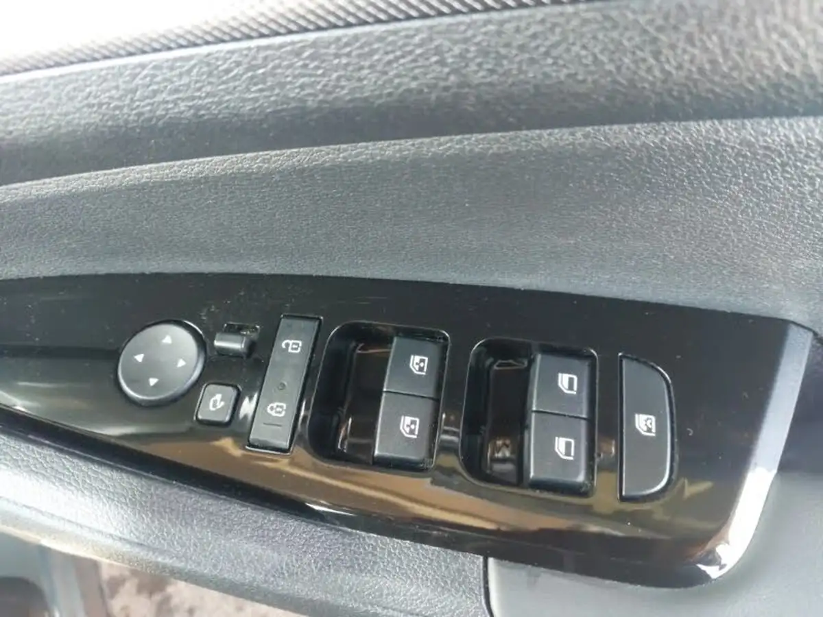 2022-kia-sportage-16-t-gdi-3-148bhp-1598cc-big-10