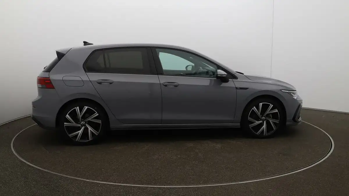 2024-volkswagen-golf-15-etsi-r-line-evo-hatchback-big-43
