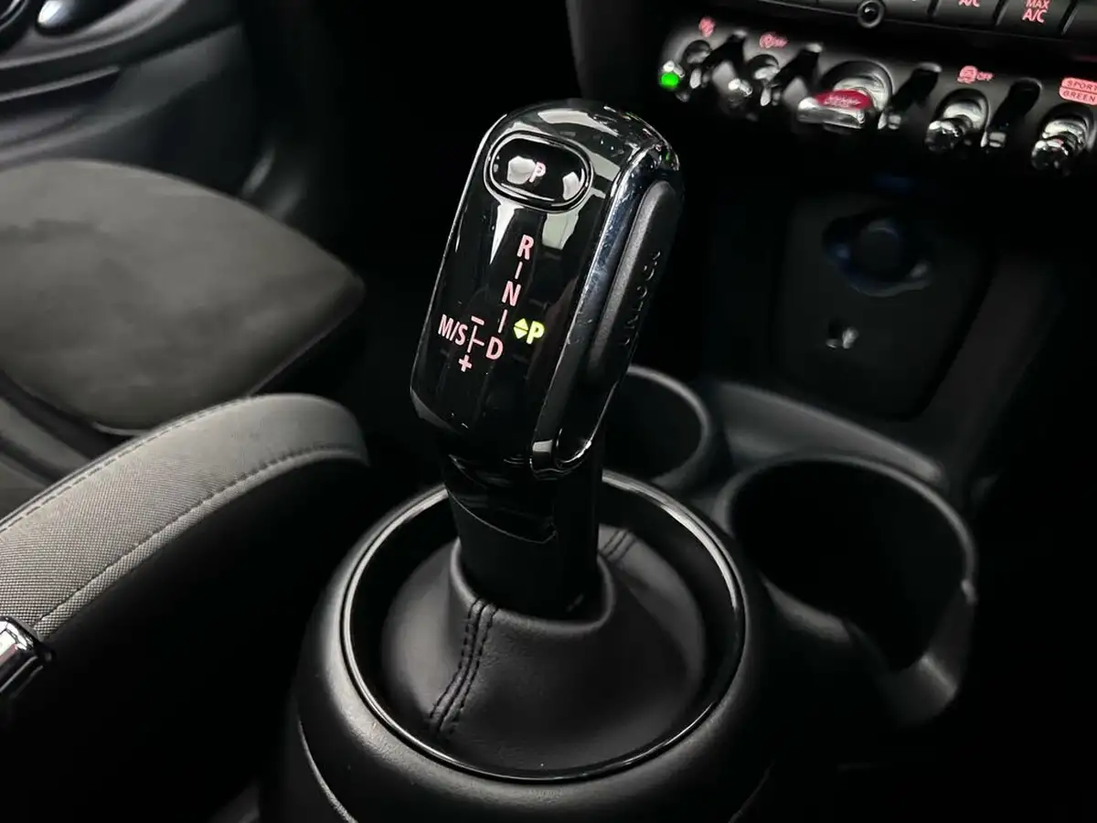 2022-mini-cooper-20-cooper-s-sport-premium-hatchback-3d-auto-big-21