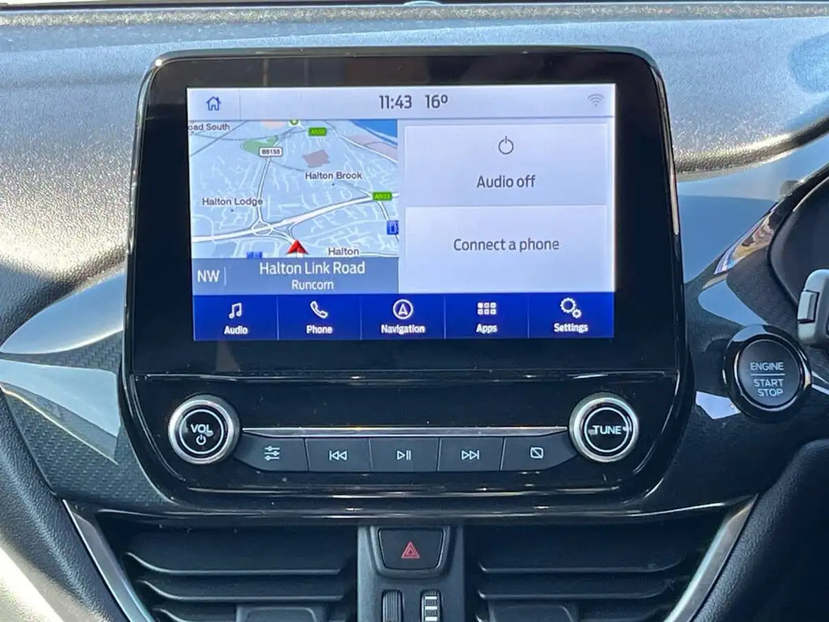 2023-ford-fiesta-big-24
